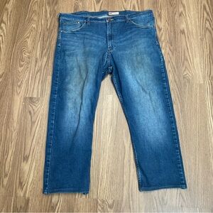 Wrangler Slim Straight Blue Jeans Men’s Size 42 X 30 - Inseam 26” -Read